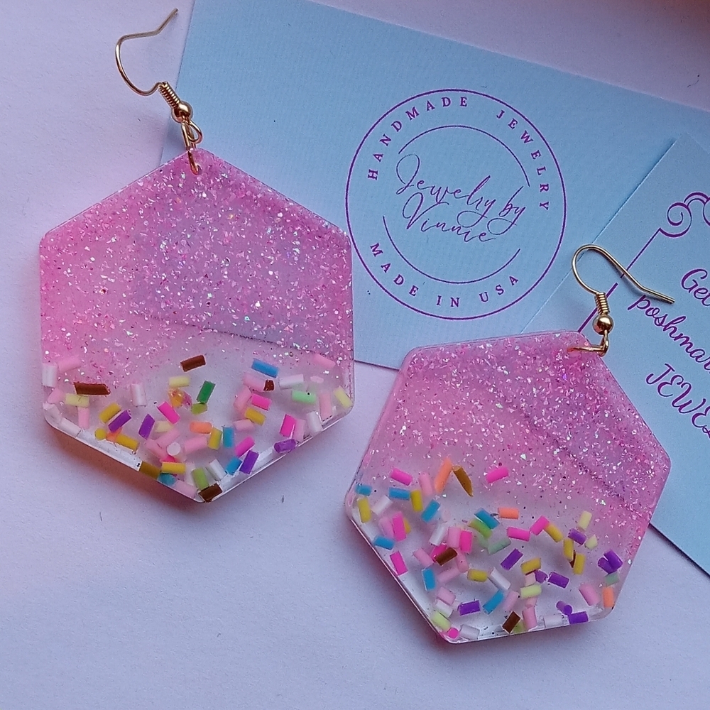 Hand Crafted Resin Earrings Cupcakes & Sprinkles Collection - Picture 5 of 6